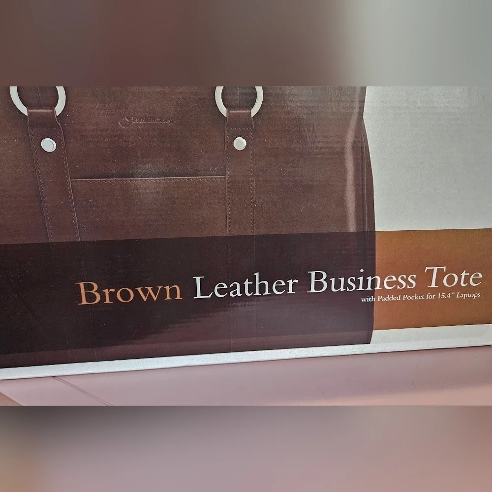 Franklin Covey Brown Genuine Leather Business Tote Laptop Bag NIB Unisex
